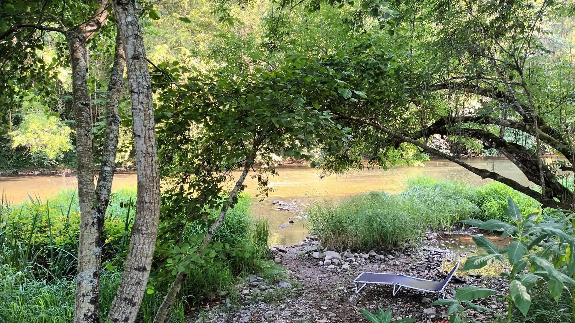 Apartment La Roulotte 4Pl Confort Au Bord De La Riviere Laguépie